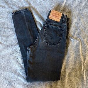 Vintage Black Levi’s 512 - Women’s 7 Jr Long (Modern 25)